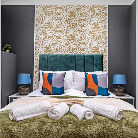 Stunning 3-Bedroom In London - Sleeps 8 Exterior photo