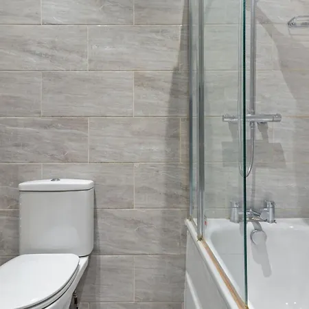 Stunning 3-Bedroom In London - Sleeps 8 Exterior photo