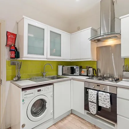 Stunning 3-Bedroom In London - Sleeps 8 Exterior photo